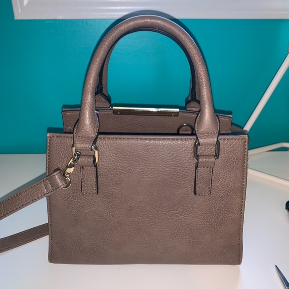 Small Purse with cute buff ball 🌟 - Picture 6 of 6